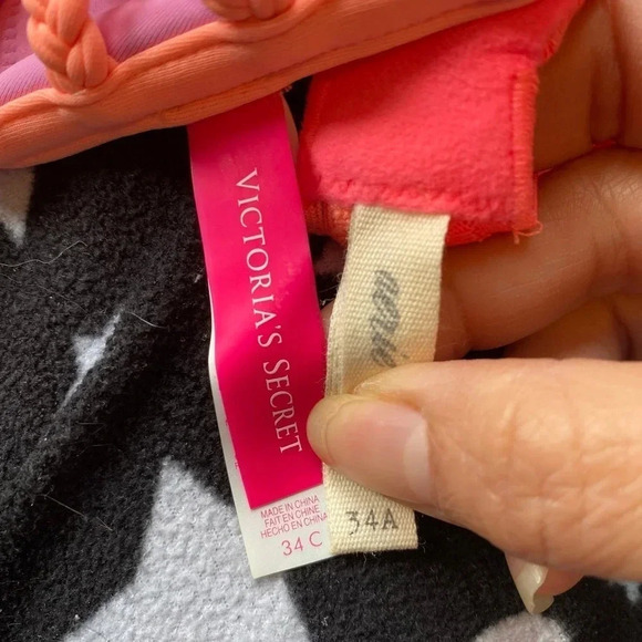 2 Pieces of Push Up Bra Bikini Top Victoria’s Secret Aerie Size 34A 34C - Picture 2 of 4